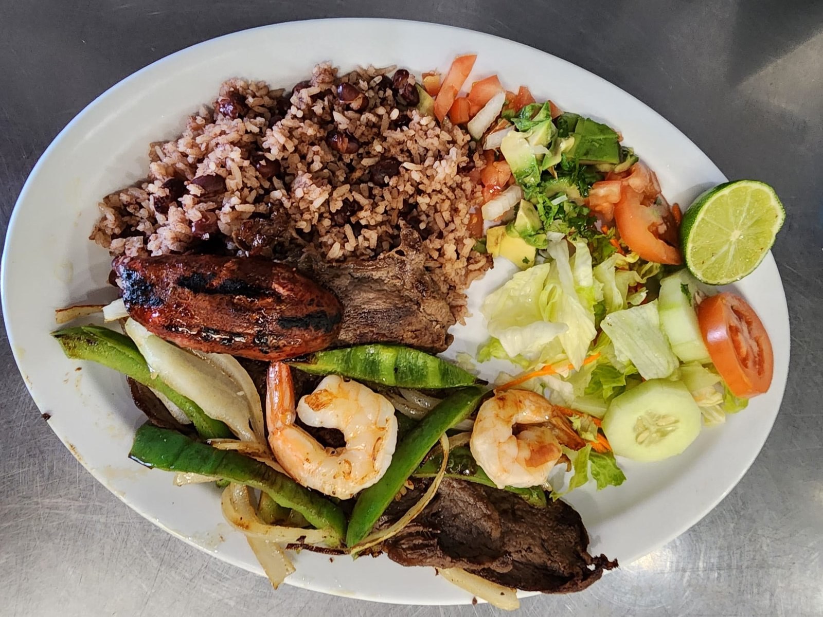Plato de combinación a la parrilla